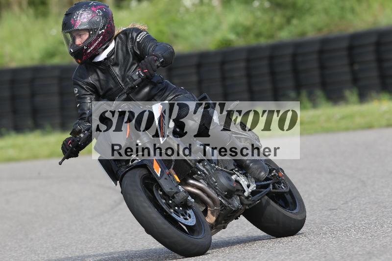 Archiv-2025/10 23.04.2025 Cornu Master School ADR/gruen-vert/67